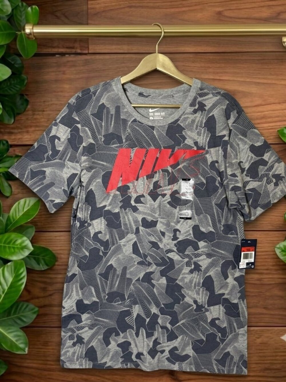 NWT NIKE Shirt L Gray Red White MOVING MOUNTAINS Graphic Spellout Tee Swoosh